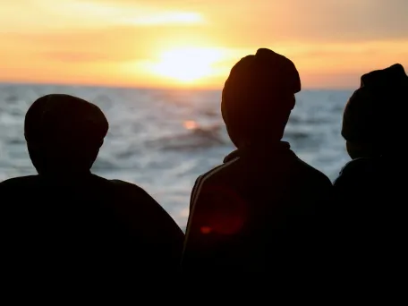 Tři muži na útěku, Středozemní moře. Autor: Stefan Pejovic