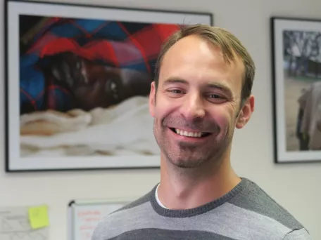 Logistik Zdenek Muller před odjezdem na misi. 