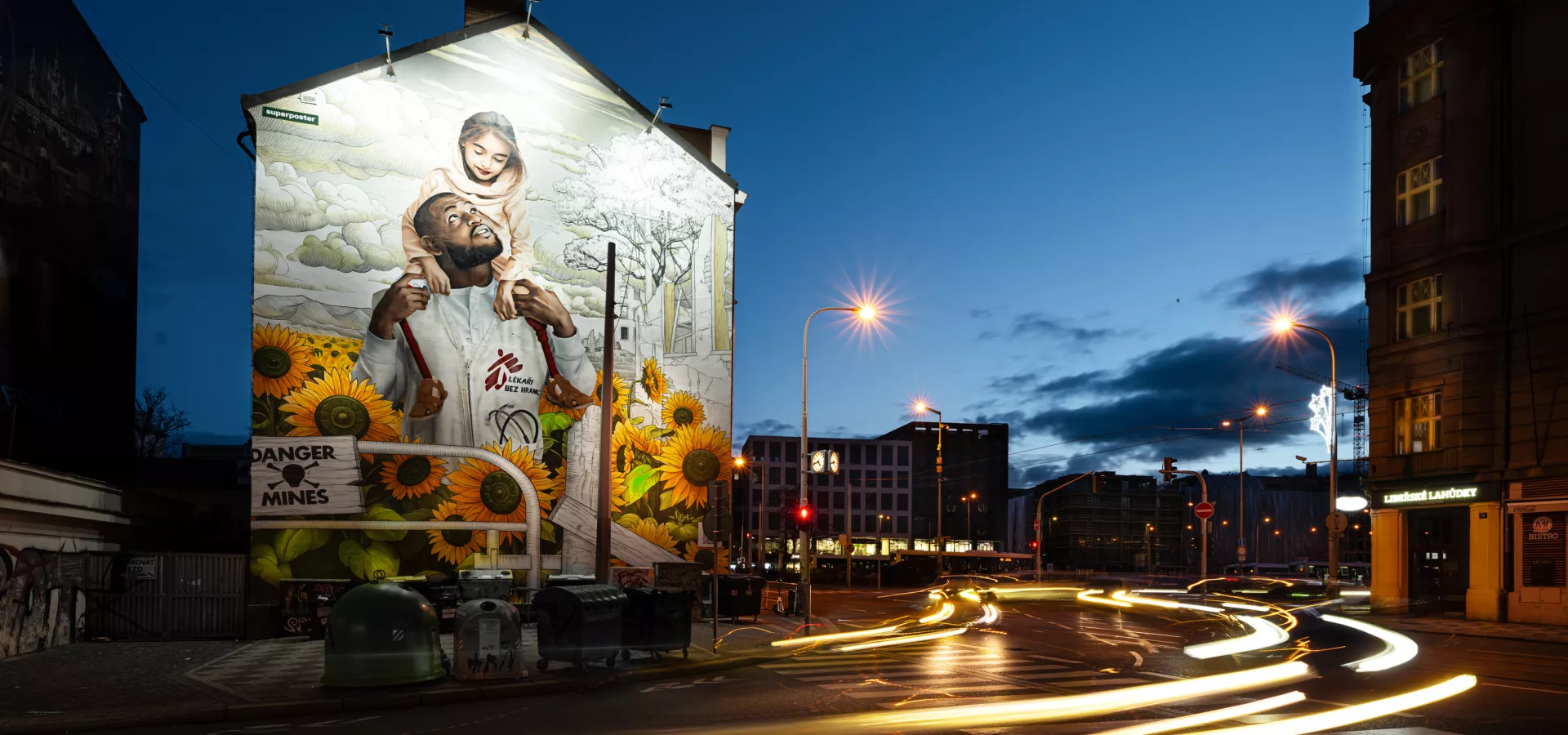Mural Lékařů bez hranic, Praha, 2023. Foto: Superposter
