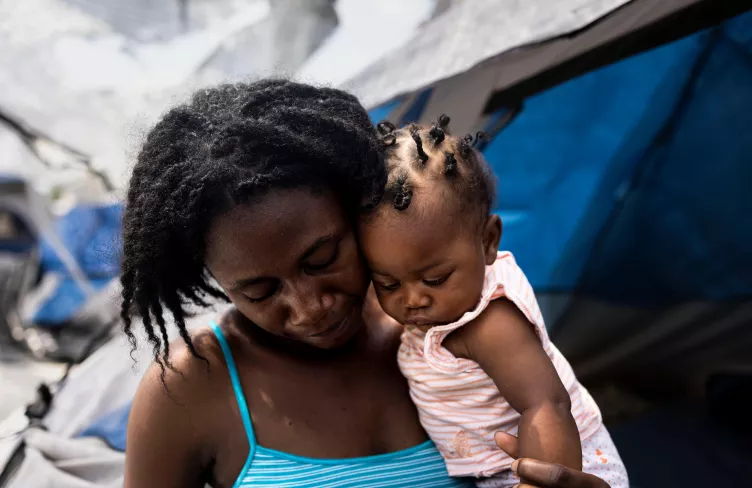Dalila and her daughter in Reynosa, Mexico